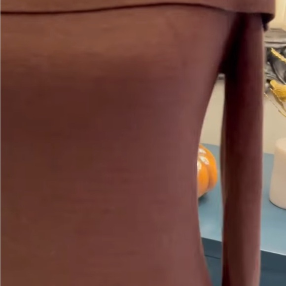 LOFT Chocolate Off-Shoulder Fold-Down Ribbed Sweater New w/Tag Women’s Sm - Picture 7 of 7